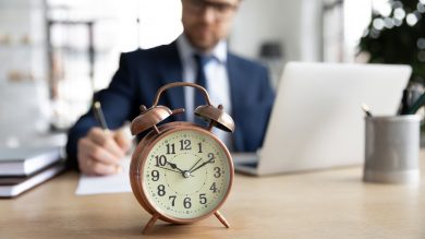 Conseils pour Mettre en Place un Système de Suivi du Temps dans Votre Entreprise